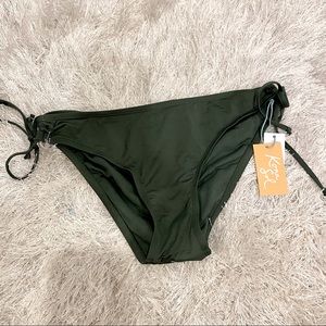NWT Kona Sol bottoms